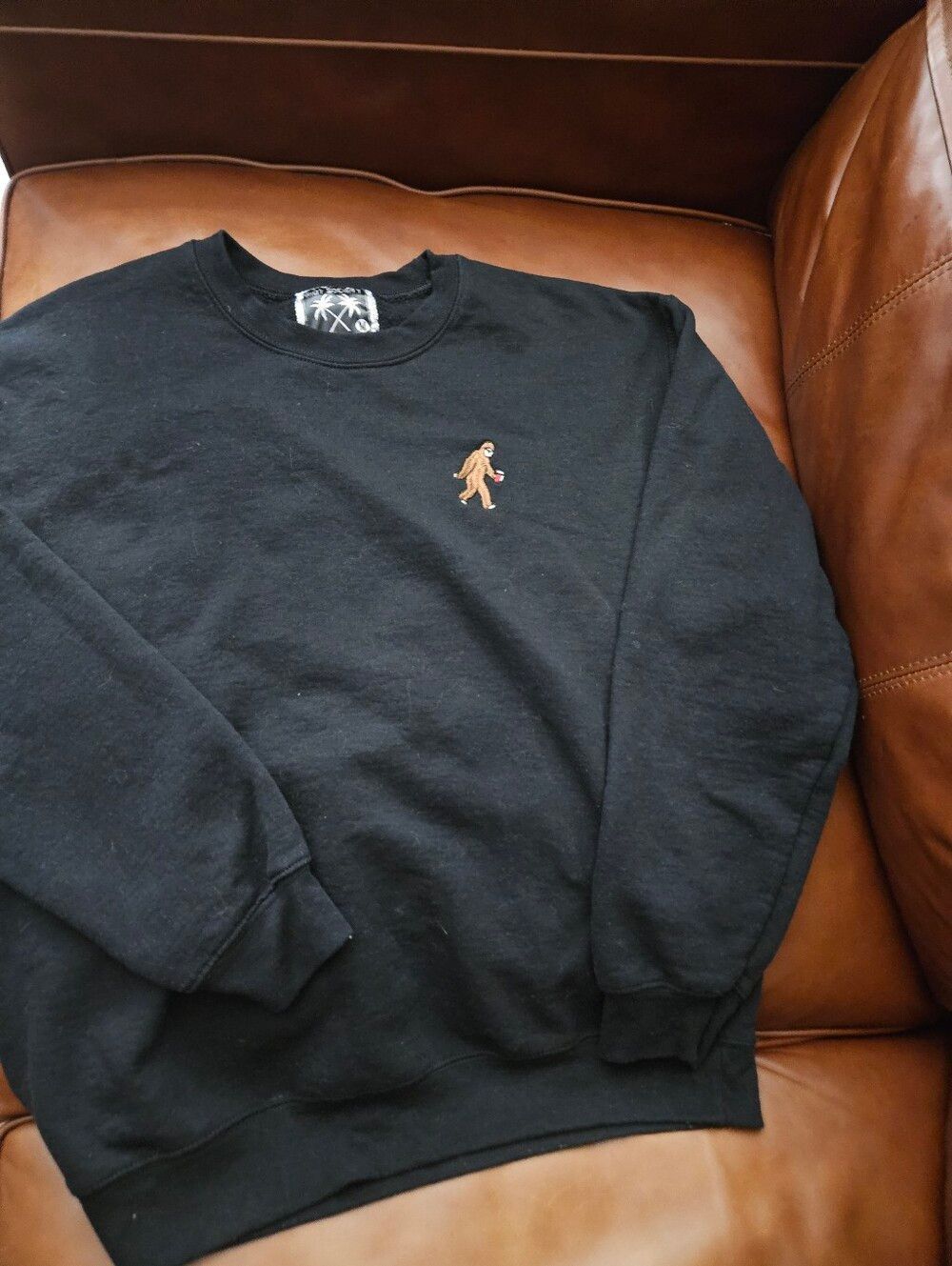 RIOT SOCIETY Bigfoot Black Sweatshirt Size Medium
